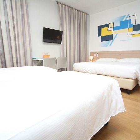 Anton&Art Hotell Lake Como Eksteriør bilde