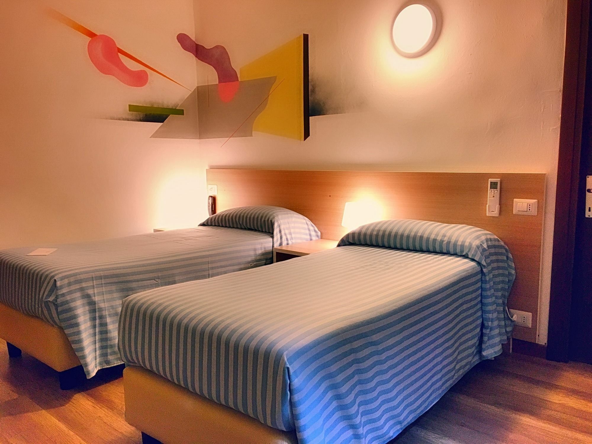 Anton&Art Hotell Lake Como Eksteriør bilde
